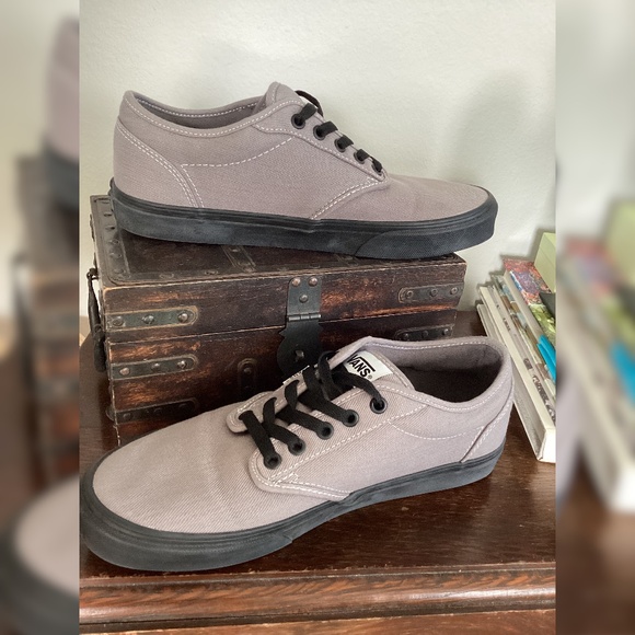 Vans Authentic Grey Canvas Sneakers | Men’s 9.5 | Clean & Classic - Picture 3 of 13